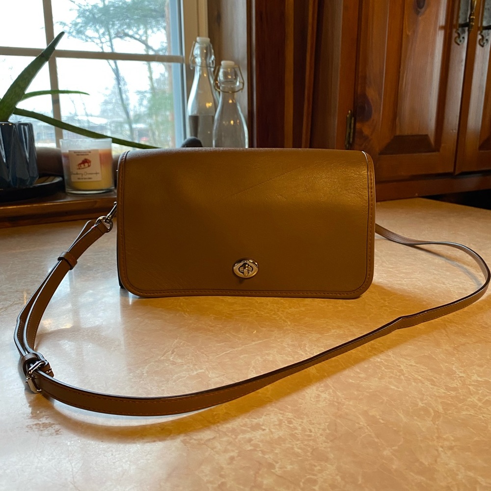 Coach Dinky Turnlock Crossbody Bag 38015 LIMITED EDITION